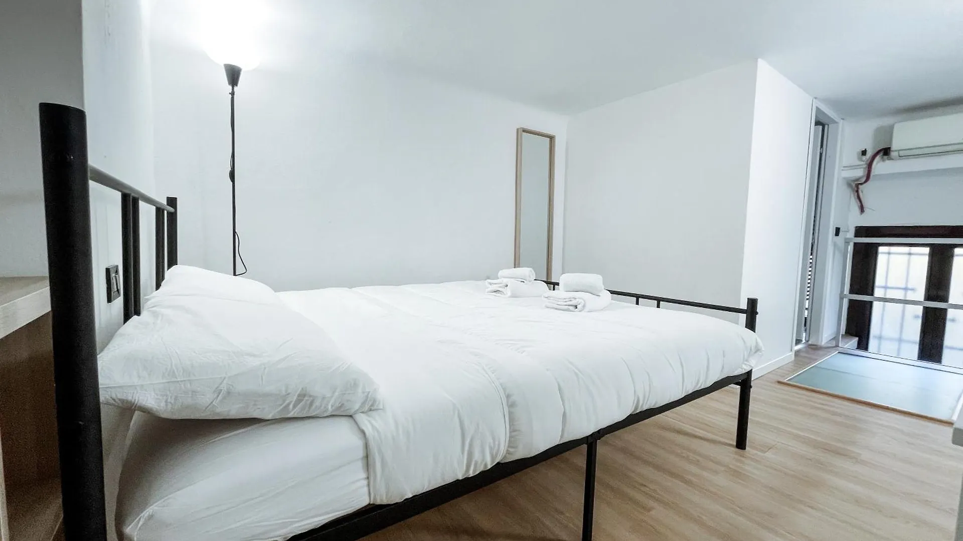 Watt Industrial Loft - Navigli District, Milano Apartment Italy