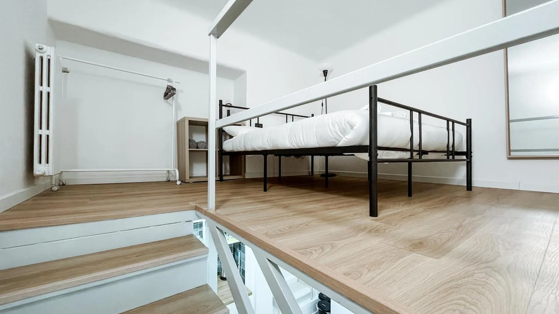 Watt Industrial Loft - Navigli District, Milano Apartment 0*, Milan